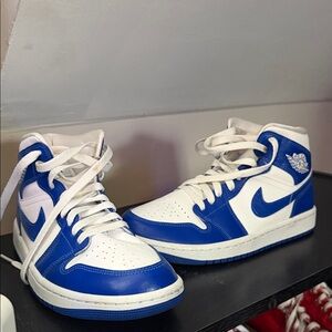Nike Blue and White Women's Sneakers